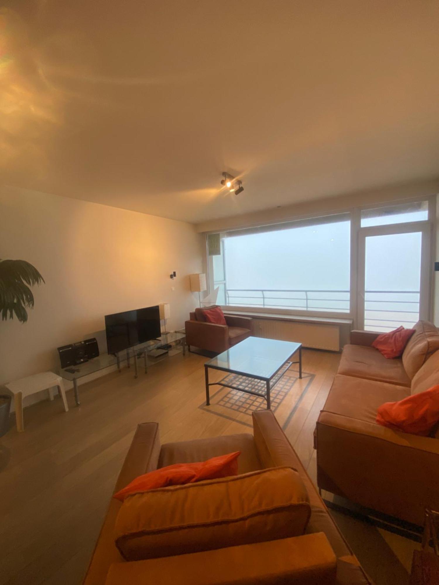 Beautiful 2-bedroom On The 8th Floor With Direct Sea View T44 Oostende