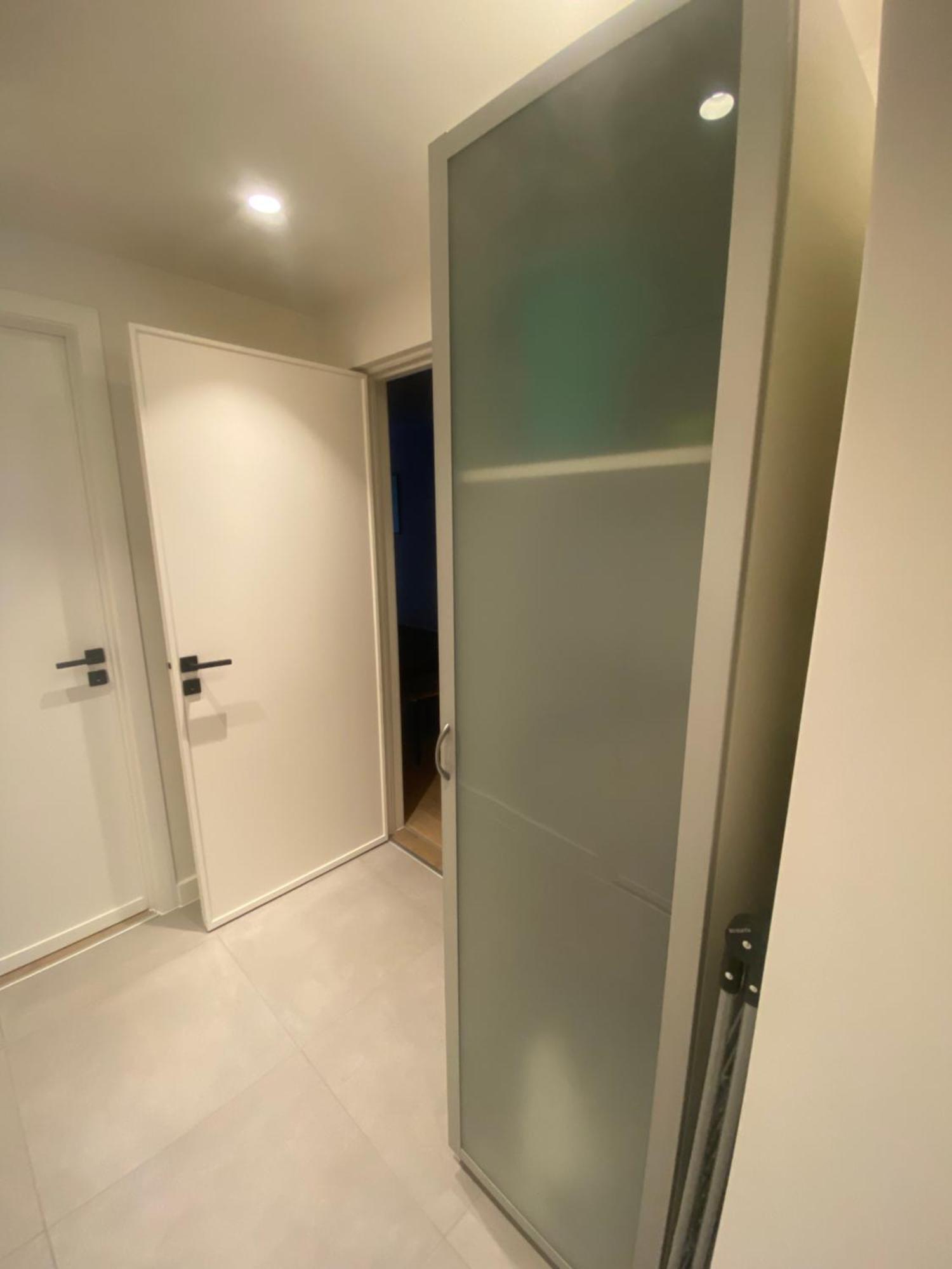 Beautiful 2-bedroom On The 8th Floor With Direct Sea View T44 Appartement Oostende