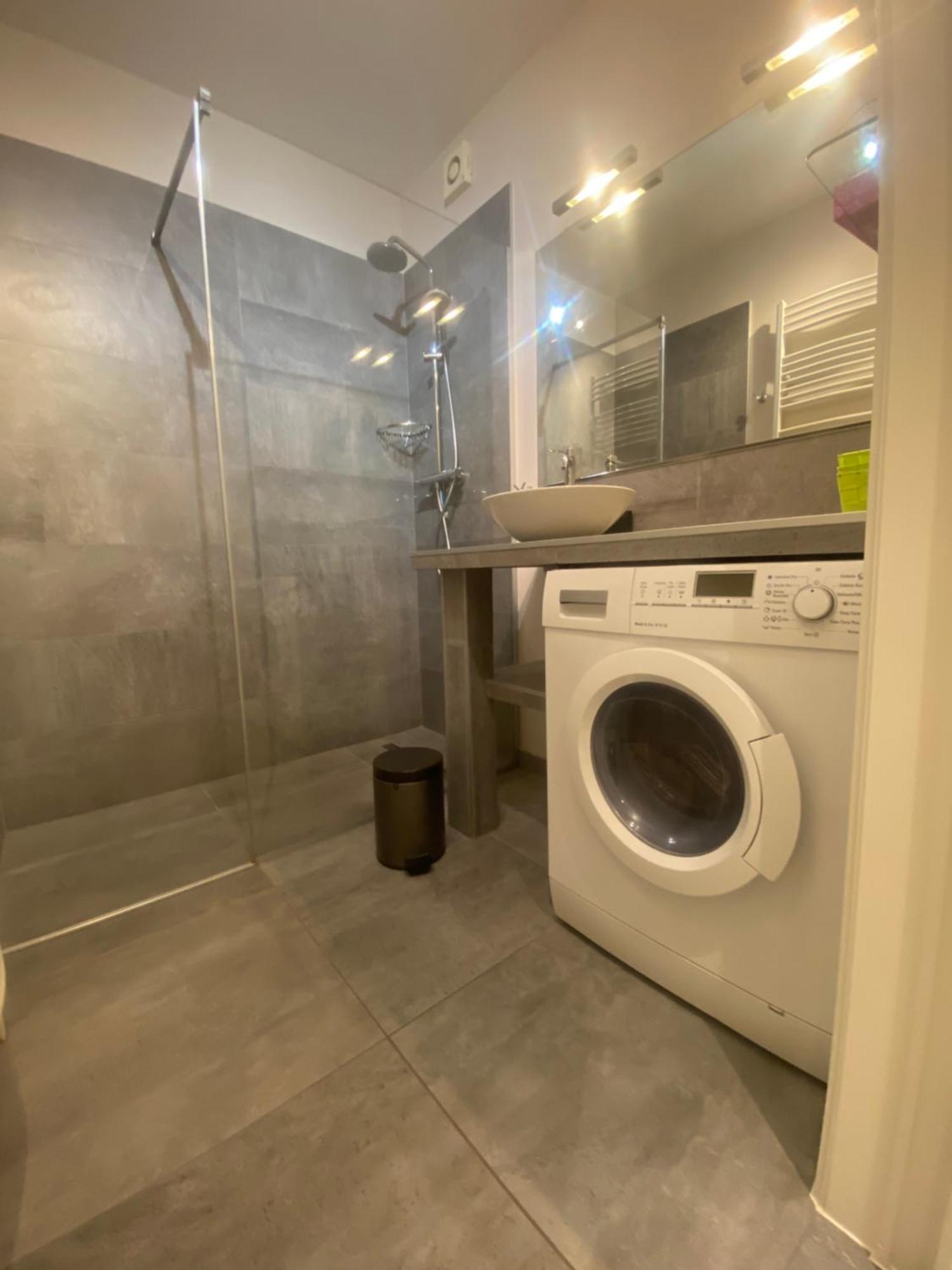 Beautiful 2-bedroom On The 8th Floor With Direct Sea View T44 Appartement Oostende